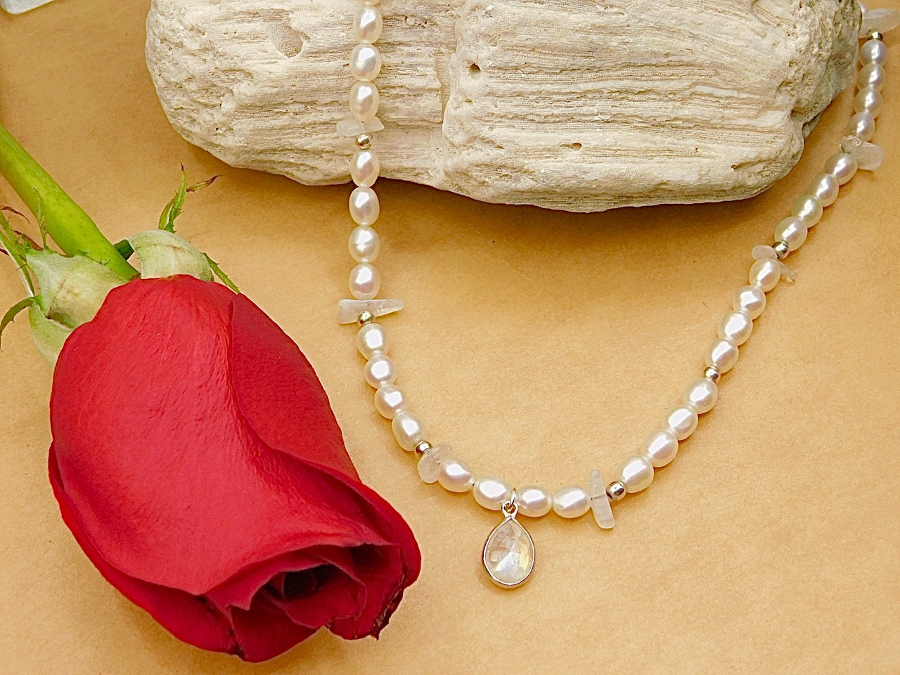 Freshwater Pearl Moonstone Necklace