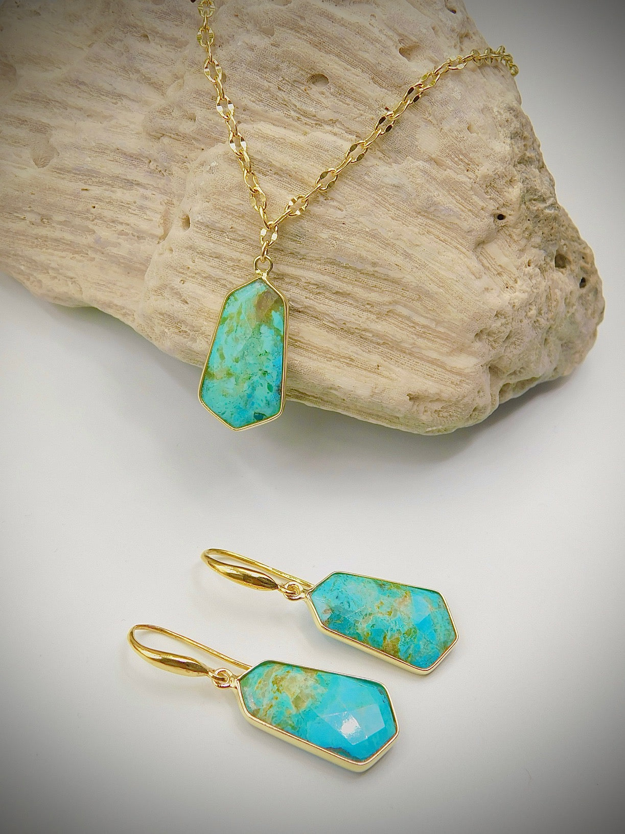 Carol Turquoise Earrings
