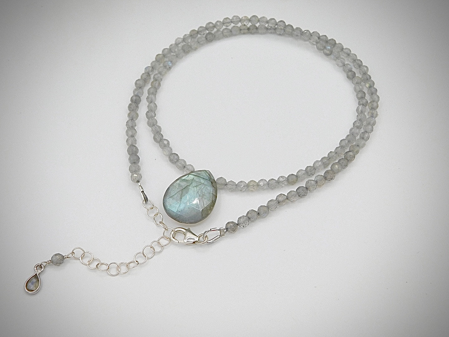 Naty Labradorite Drop Necklace